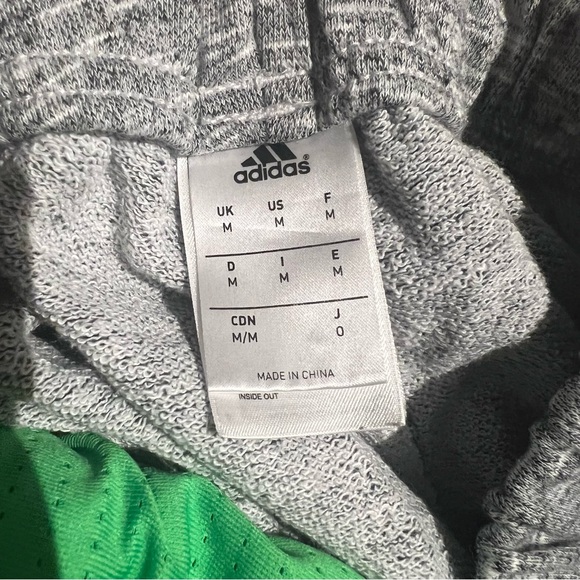 ADIDAS SHORTS - Picture 3 of 4